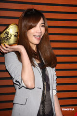 幻灯图集：伊林模特结束九天年假 黄志玮等新春团拜 