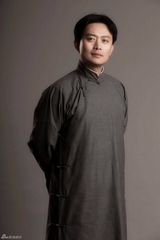 组图：《开天辟地》曝革命情侣合照 演绎红色爱情