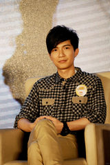 组图：陈楚生对话创业者 讲述成长与梦想