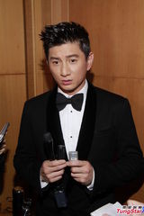 组图：吴奇隆曝过年与刘诗诗出游 已见过家长