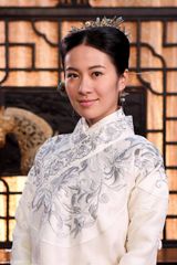 高清图：叶璇《国色天香》造型曝光 演绎香水人生