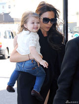 策划：明星宝宝着装大PK 小七苏瑞领衔萌妹子