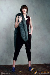 组图：韩星金宣儿拍大片干练时尚奢华性感