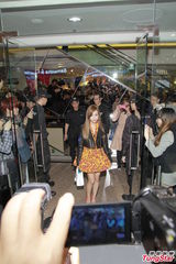 组图：板野友美来港参加派对 感受粉丝热情