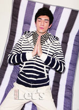 组图：林更新拍杂志大片 条纹男装玩转平行时空