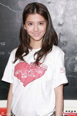 组图：林峰女友吴千语清纯亮相 目前无造人计划