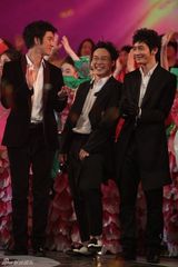 高清图：黄晓明频揽大奖婵联全能艺人 力撑陈奕迅