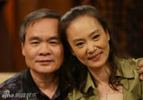 组图：刘雪华和老公邓育昆昔日亲密合照盘点