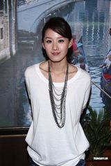 组图：曾恺玹支持周杰伦新戏 约姐妹淘不带绯闻男友