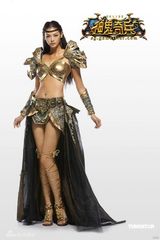 幻灯图集：林嘉绮女战士造型露蛮腰