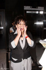 幻灯图集：冯宝宝香港行激动落泪 将推出回忆录