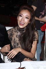 隋棠失意金钟难掩泪水 温升豪望完善评审机制(组图)