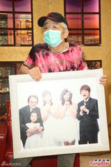 组图：高凌风虚弱上节目 驳斥前妻不实指控