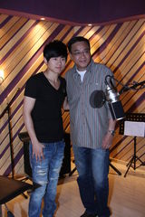 高清：张杰录《枪王之王》主题曲 尔冬升赞其唱功