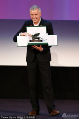 组图：威尼斯电影节闭幕 《郊游》获评委会大奖