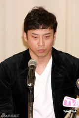 高清组图：陈宝珠开媒体会致谢大众