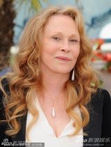 高清组图：《颠倒众生》亮相 海报女星唐纳薇现身