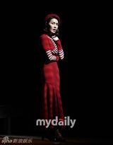 组图：韩《邦妮克莱德》舞台版 朴炯植嘉熙主演