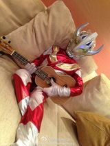 组图：林志颖晒独家私照 Kimi扮假面超人