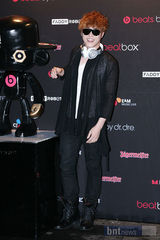 组图：金珠丽着热裤出席派对 MBLAQ李准帅气无限