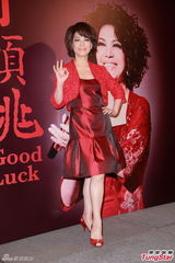 组图：蔡琴不知刘家昌离婚 赞刘嘉玲穿衣不重样