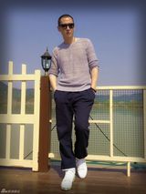 组图：韩栋春日写真曝光 多种风格秀型男范儿