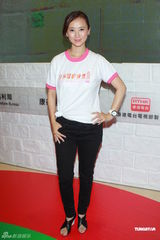 组图：翁虹为伤健人士发声 曾因车祸险半身瘫痪