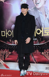 组图：韩星金来沅新片试映 宋仲基变小红帽