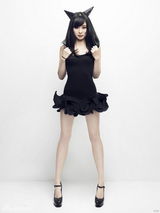 组图：UP Girls专辑写真曝光 黑色礼服冷艳帅气