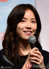 组图：韩星韩智敏为电影《Ending Note》献声