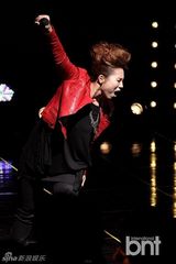 组图：GirlsDay等出席时尚庆典献精彩舞台