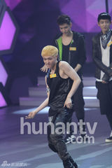 高清组图：EXO《快本》再合体 狼少年卖萌欢乐