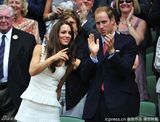组图：威廉凯特夫妇助阵温网 频频交头接耳秀甜蜜