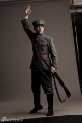 组图：献礼剧《开天辟地》周恩来定妆照