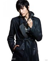 组图：“内地偶像王子”张峻宁全新写真曝光