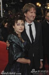 高清组图：《国王的演讲》首映 科林-费斯派头十足