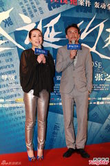 组图：杨采妮《圣诞玫瑰》首映 郭富城耍宝