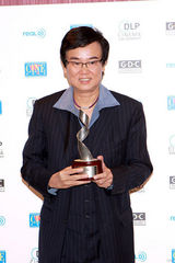 高清：周迅着晚装优雅出镜 首度回应怀孕传言