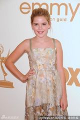 组图：艾美奖红毯 童星琪兰-席普卡甜美惹人爱