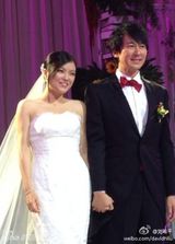 组图：査可欣孙志群大婚 骆家辉任证婚人