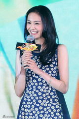 组图：郑爽承认整容 首度公开与张翰恋情