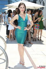 组图：Mandy Lieu投资七位数当老板忆辛酸