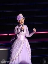 组图：凤飞飞生前精彩演出回顾 帽子歌后音容犹在