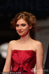 幻灯图集：《聊天室》首映礼 伊莫珍-波茨红裙惹眼