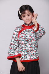 组图：何炅谢娜上演人间四月天 戴军变莎士比亚