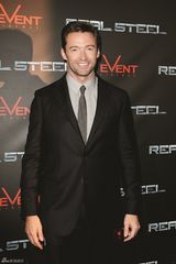 组图：《铁甲钢拳》悉尼首映 杰克曼帅气逼人