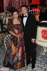 组图：曹光彪孙女办亿元堡垒婚礼齐聚名流