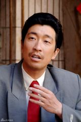 高清图：王千源秦海璐《钢的琴》造型复古雷人