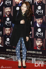 组图：话剧《光海》将演 李秉宪f(x)亮相宣传