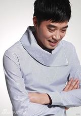 组图：孙逊拍摄最新写真展露铁汉柔情